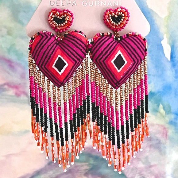 πΊπHPππΊ NWT Deepa Gurnani Beaded Heart Fringe Chandeliers - Picture 6 of 12